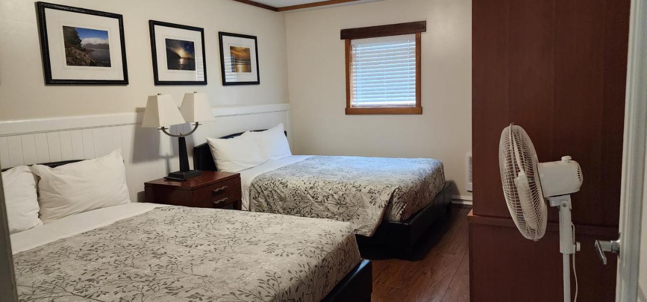 Meares Vista Inn