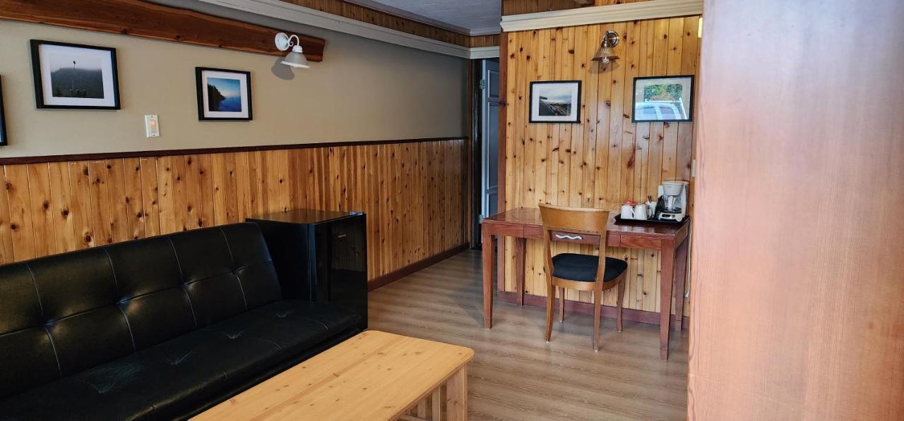 Meares Vista Inn Tofino